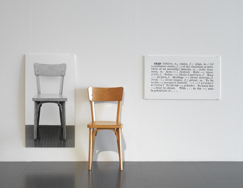 Joseph Kosuth, One and three chairs, 1965.